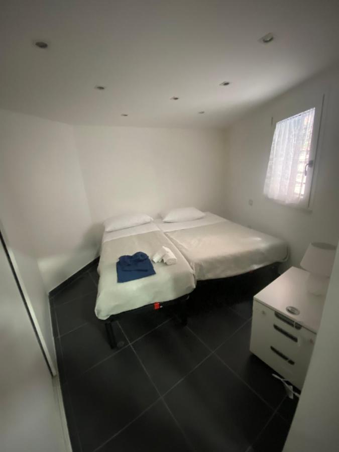 Napoli Centro Casa Con Due Camere E Cucina 外观 照片