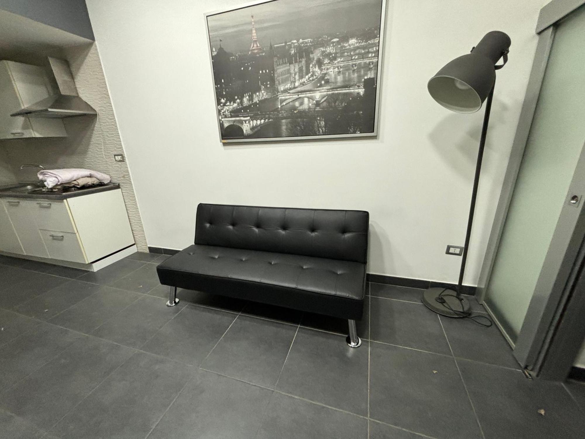 Napoli Centro Casa Con Due Camere E Cucina 外观 照片